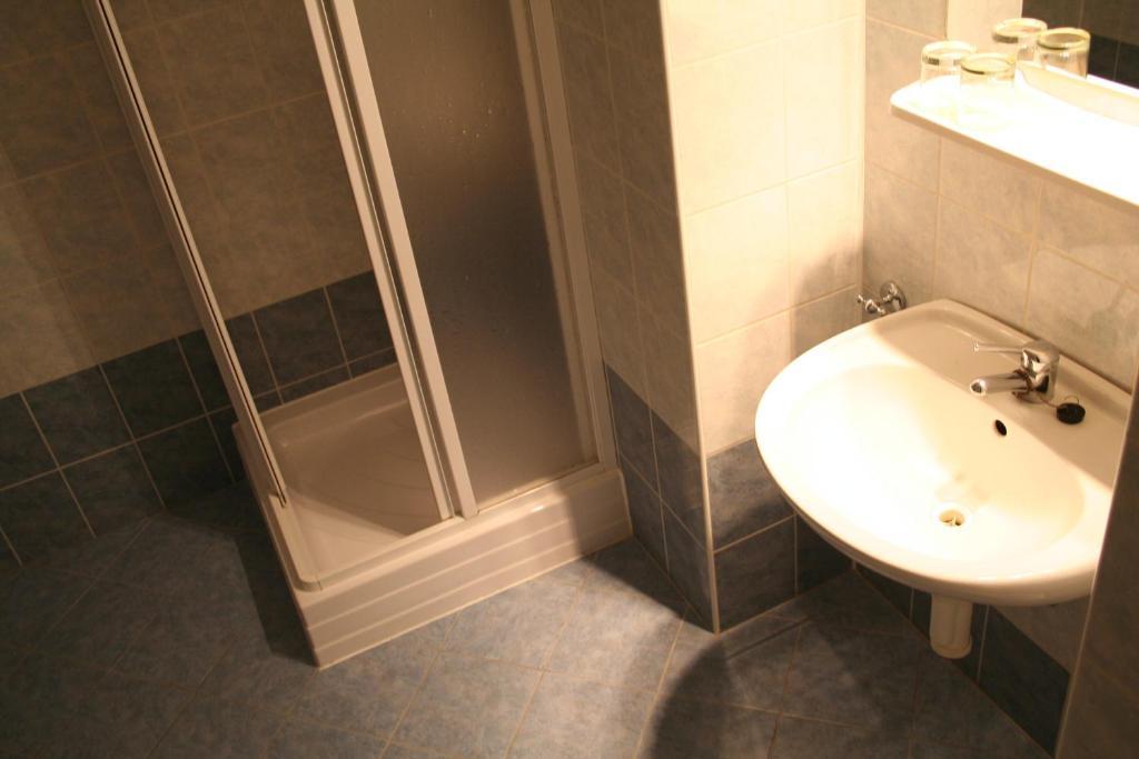 A.Dalia Otel Karlovy Vary Dış mekan fotoğraf